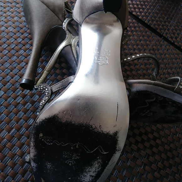 Nina.New York. Size US 10 Euro 40. - Picture 6 of 12